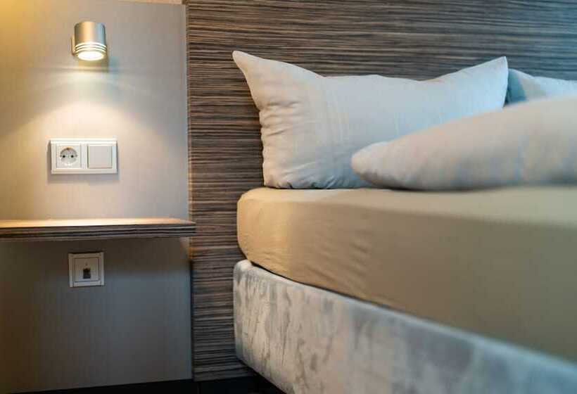 בית מלון כפרי & Restaurant Badischer Hof