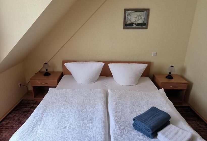 فندق Ritters Weinstuben