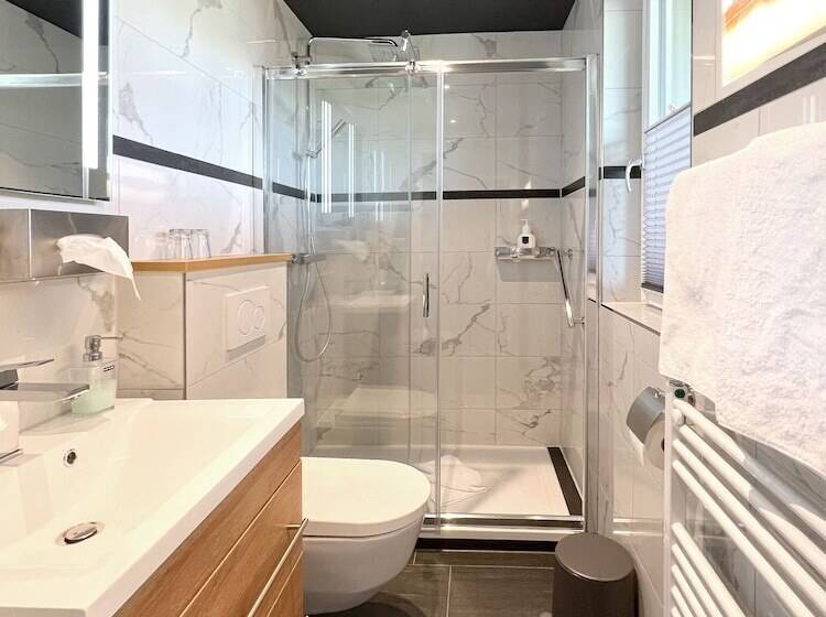 ホテル Schlossblick Chiemsee