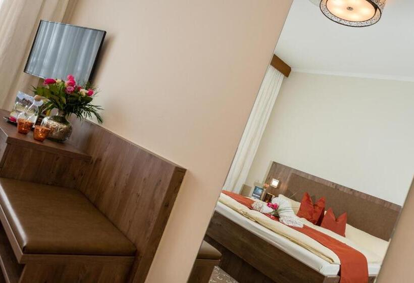 בית מלון כפרי Sonnbichl