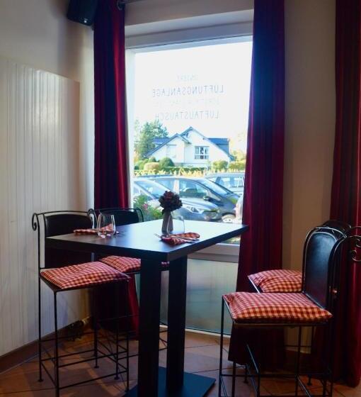 Отель Weinhaus Hoff