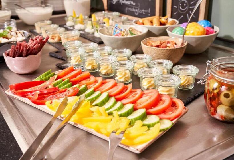 ホテル Zu Den Drei Kronen