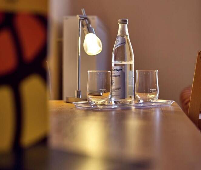 酒店 Zum Blauen Hecht