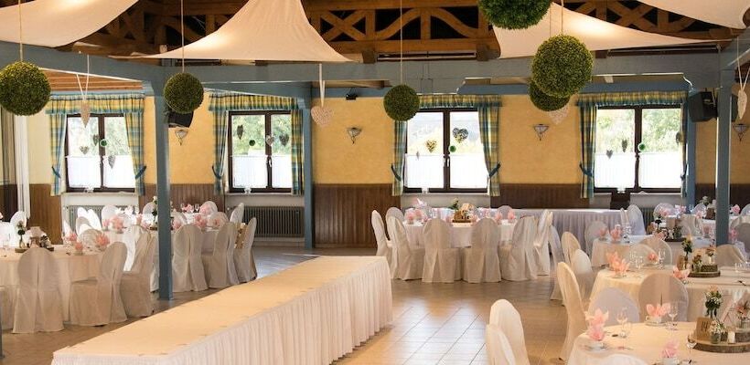 酒店 Zum Blauen Hecht