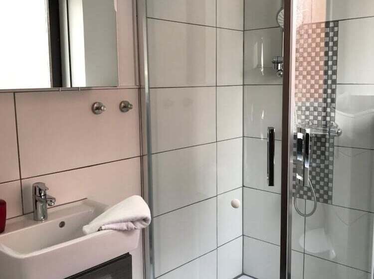 호텔 Zum Braunen Hirschen