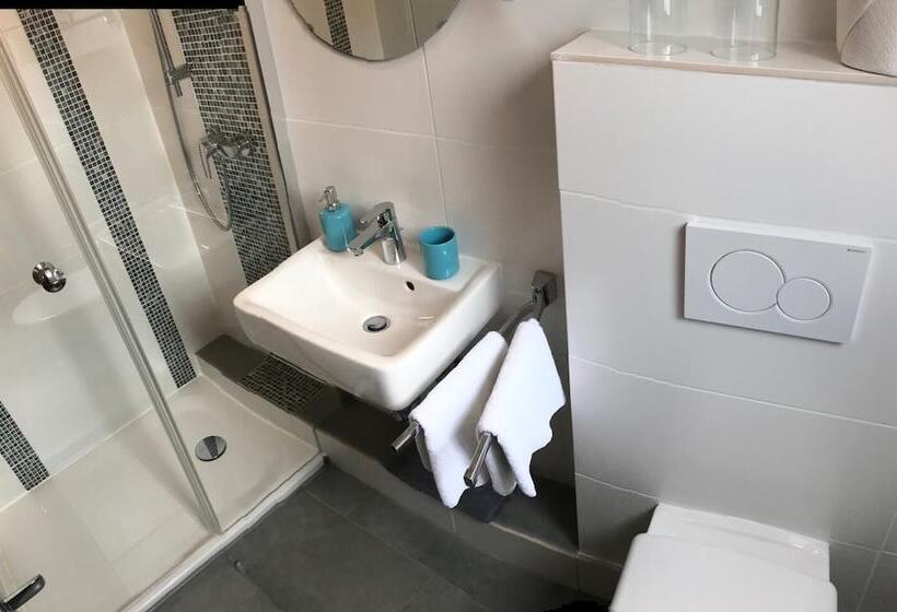 호텔 Zum Braunen Hirschen