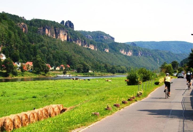 ホテル Gasthaus Zur Eiche