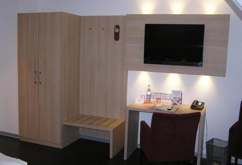 Отель Zur Promenade