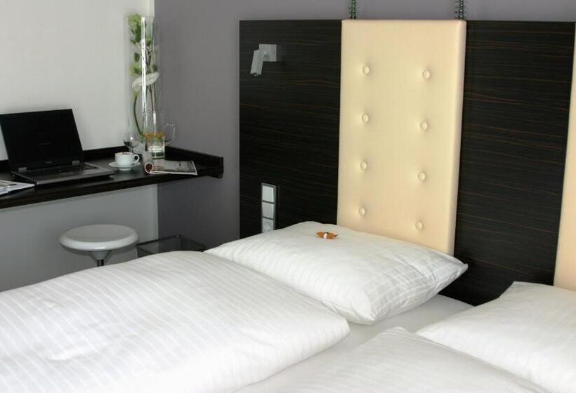 Отель Zur Promenade