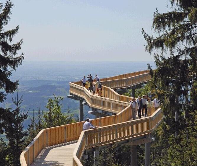 Landgasthof Zum Hirschenstein, Pension Garni
