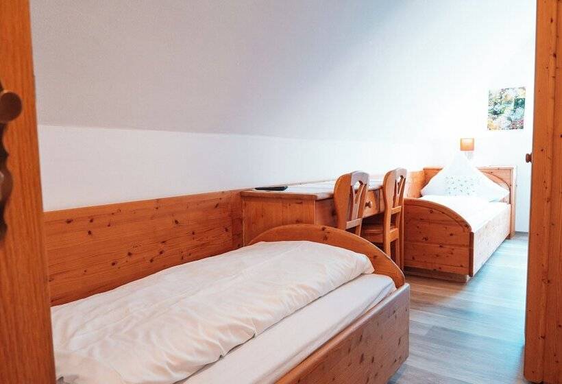 호텔 Postwirt   Gästehaus