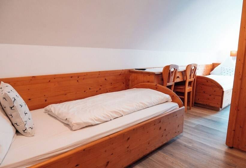 호텔 Postwirt   Gästehaus