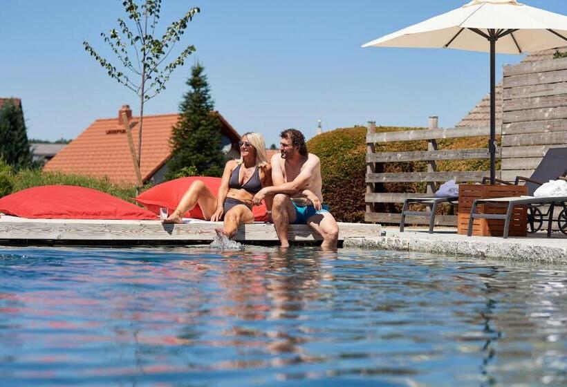 Landhotel Haringerhof Mit Saunawelt Und Naturbadeteich
