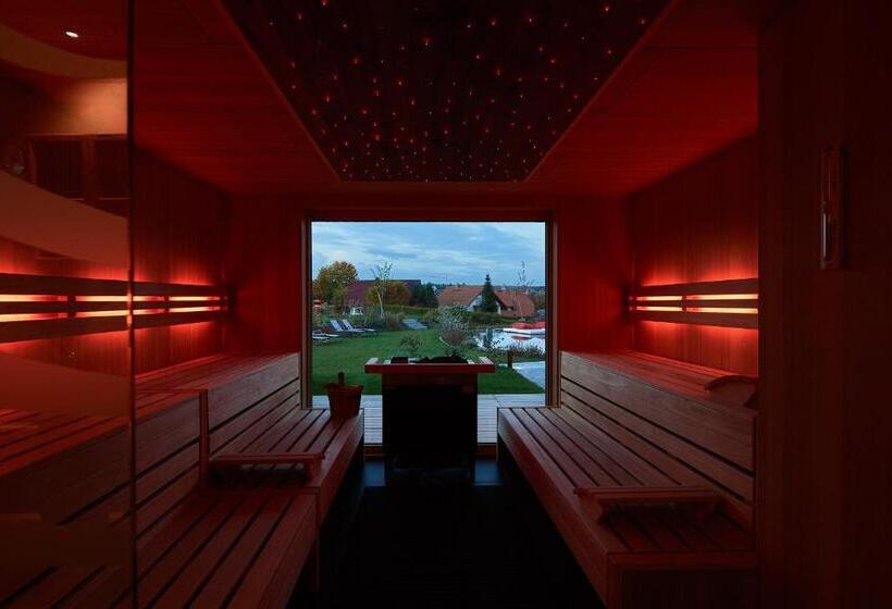 Landhotel Haringerhof Mit Saunawelt Und Naturbadeteich