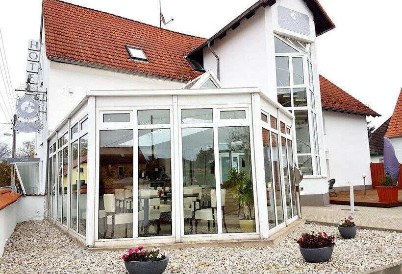 Parkhotel Am Schloss