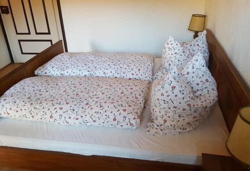 פנסיון Die Bäckeralm