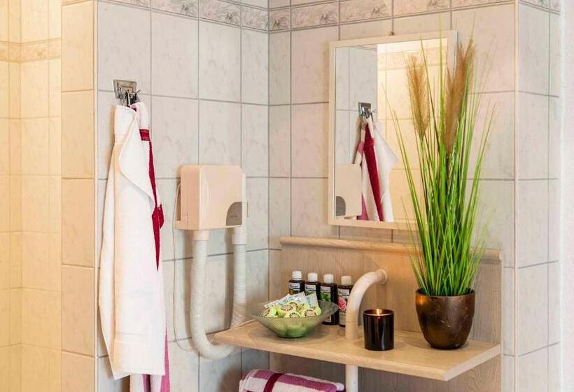 ペンション Gasthof Metzgerei Stöberl