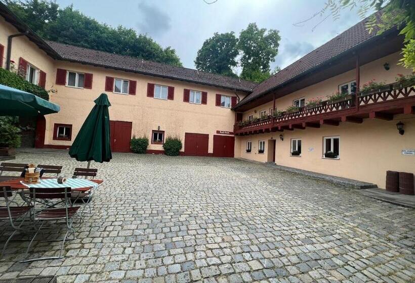 Пансион Gasthof Postbräu Dingolfing