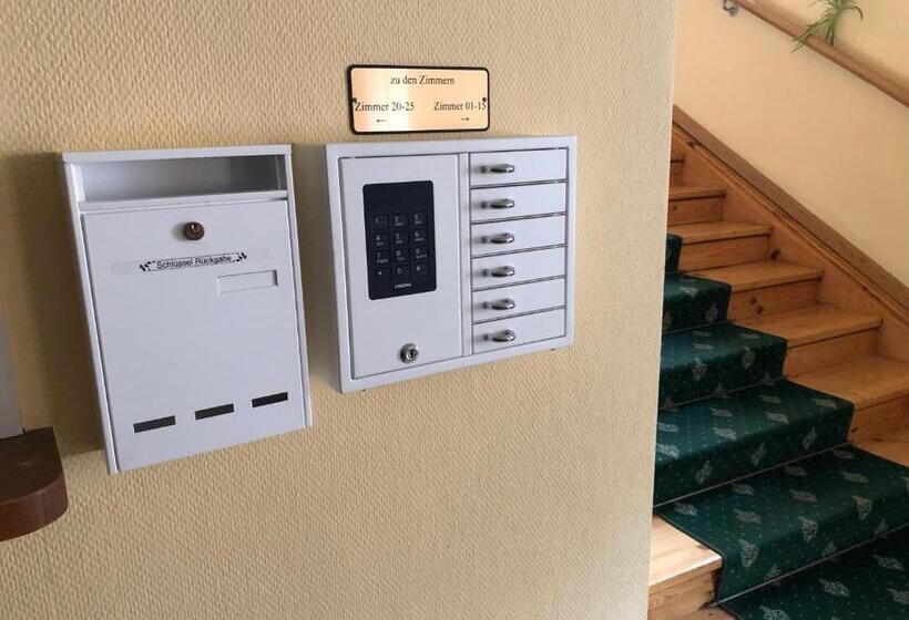 Пансион Gasthof Postbräu Dingolfing