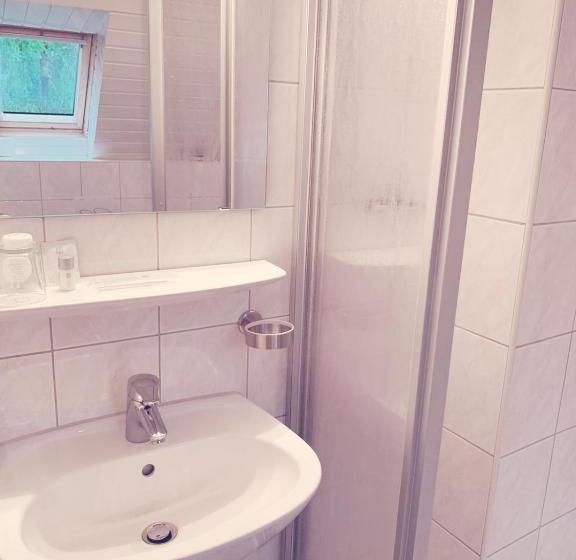 펜션 Gasthof Wilhelm Tell Fremdenzimmer