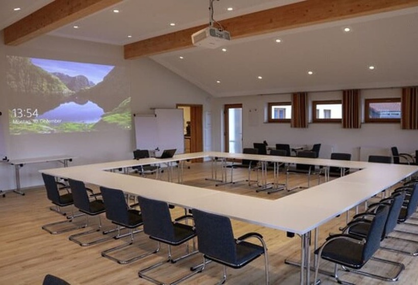 ペンション Gasthof Zum Hirschen