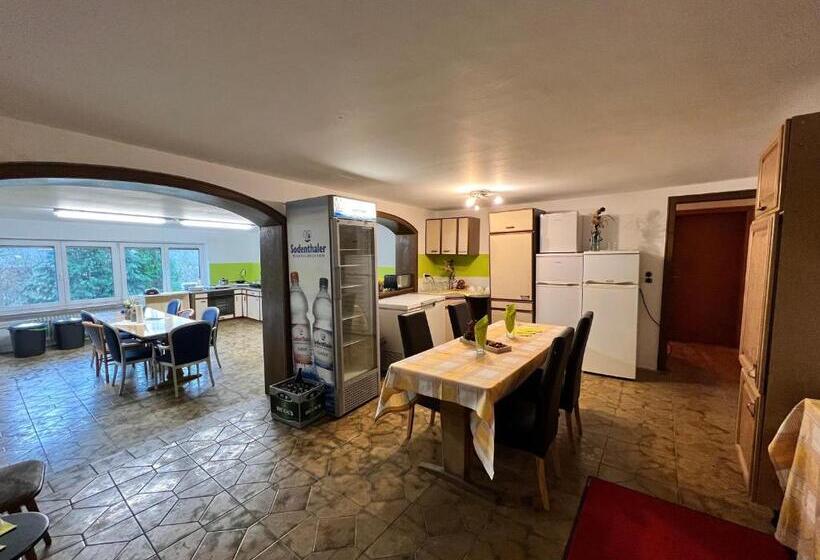 Пансион Günstige Zimmer Im Spessart