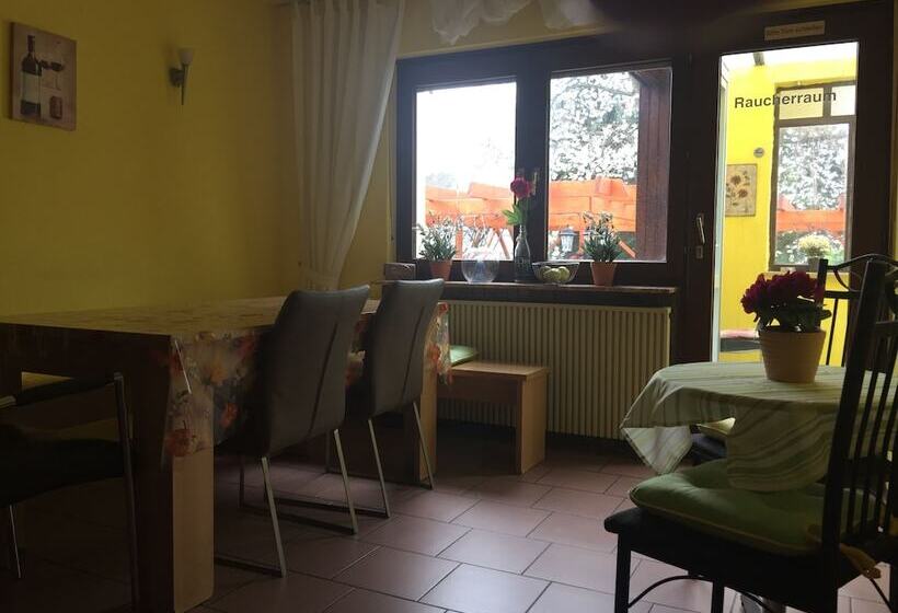 펜션 Gästehaus Peterhoff