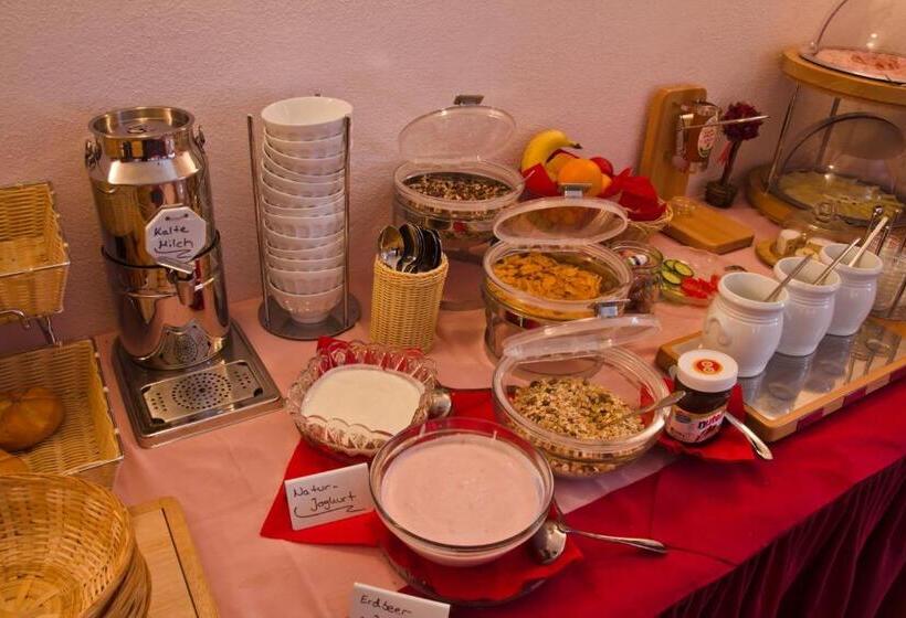 פנסיון Gästehaus Zur Kurve