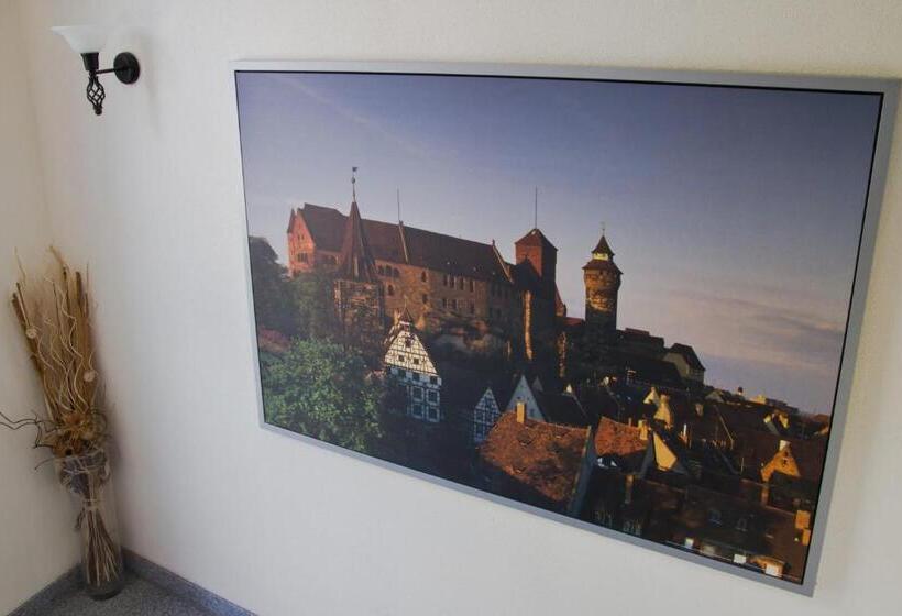 פנסיון Gästehaus Zur Kurve