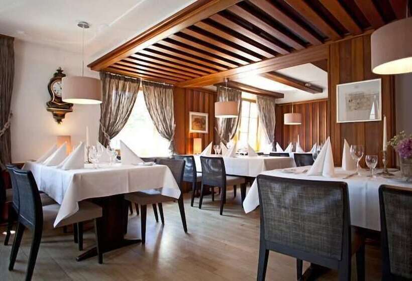 펜션 & Restaurant Krone Design