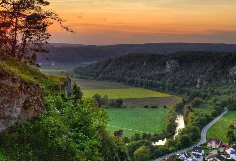 Пансион Landhotel Zum Raben