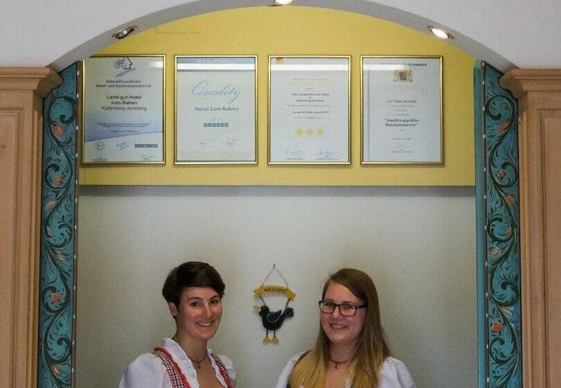 Пансион Landhotel Zum Raben