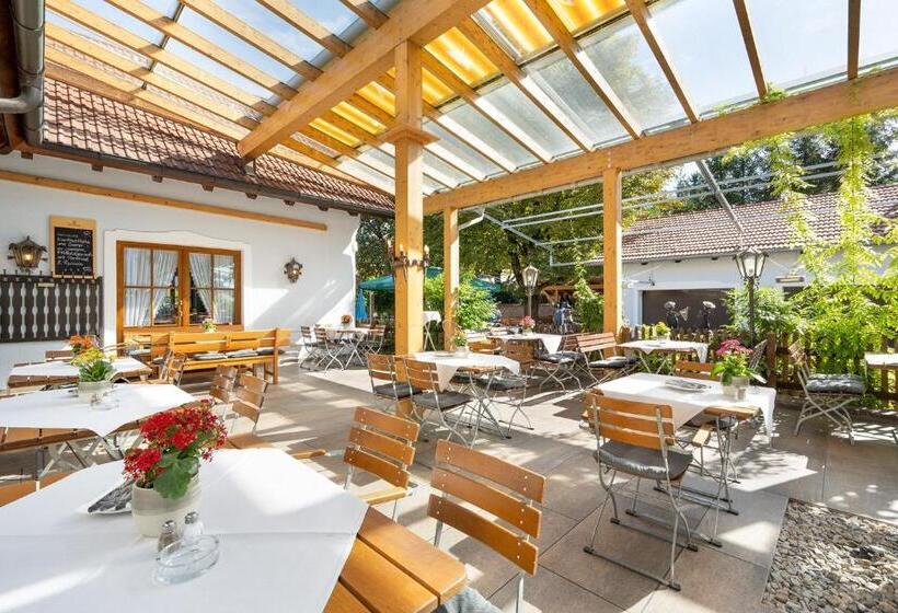 פנסיון Neuwirt