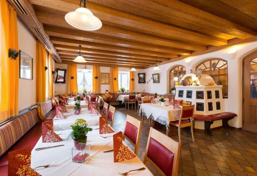 פנסיון Neuwirt