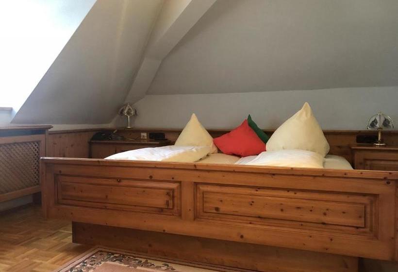 ペンション Landgasthof Schmidbaur