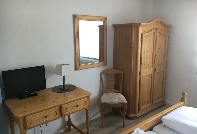 بنسيون Und Restaurant  Gasthaus Zur Pfalz