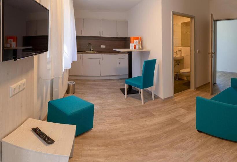 住所  Kloster Maria Hilf