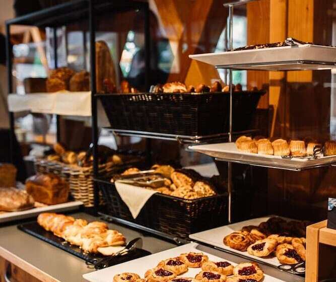 Yachthotel Chiemsee Gmbh