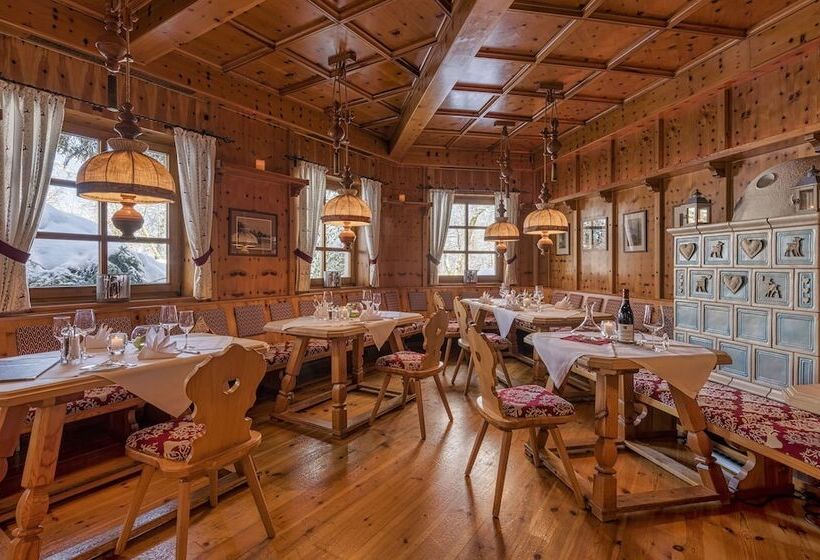 Yachthotel Chiemsee Gmbh