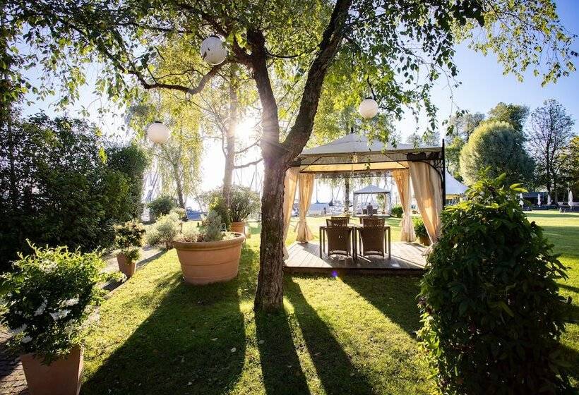 Yachthotel Chiemsee Gmbh