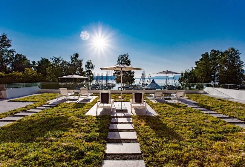 Yachthotel Chiemsee Gmbh