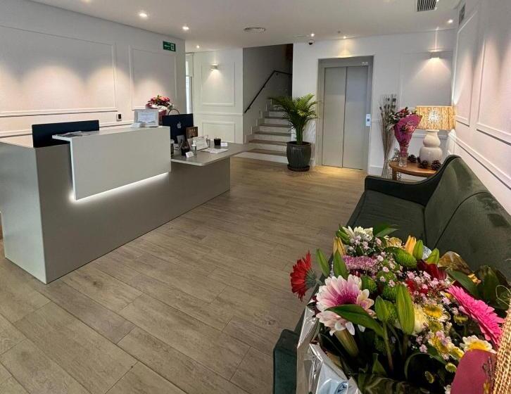 Apartamentos Turísticos La Plaza