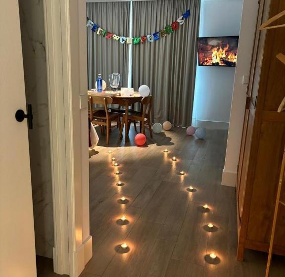 Apartamentos Turísticos La Plaza