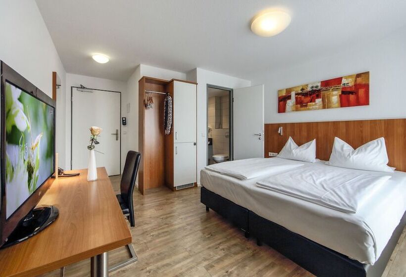 Отель Ibis Styles Aalen
