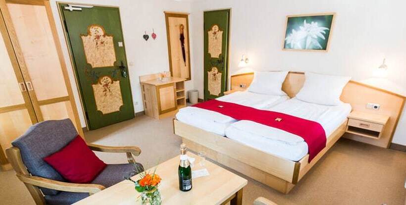 住宿加早餐  Gästehaus Enzianhof Hotel Garni