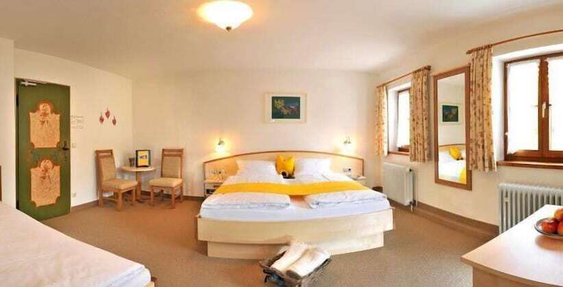 住宿加早餐  Gästehaus Enzianhof Hotel Garni