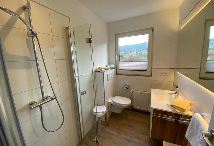 مبيت وإفطار Landhaus Pension Voß