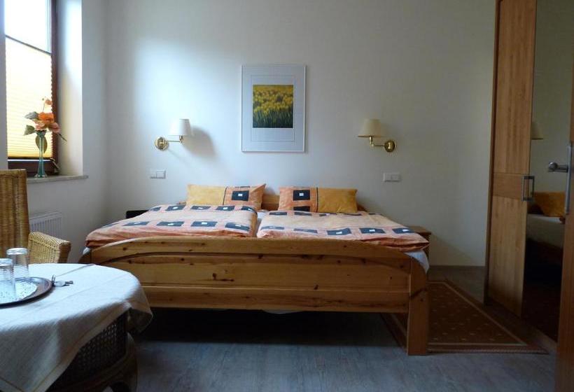 مبيت وإفطار Pension Haus Beck