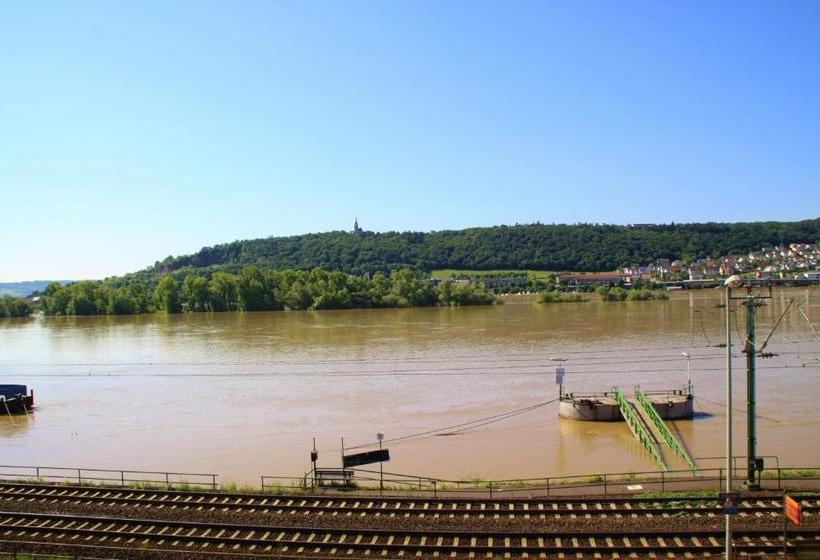 تختخواب و صبحانه Pension Post Rüdesheim