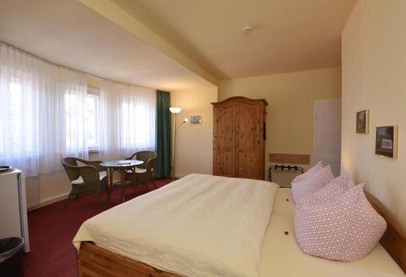 مبيت وإفطار Pension Villa Gisela